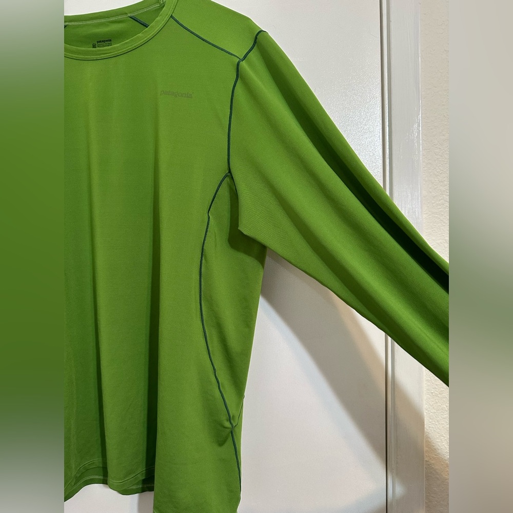 PATAGONIA Mid Weight Base Layer Long Sleeve Green Top - Picture 5 of 7